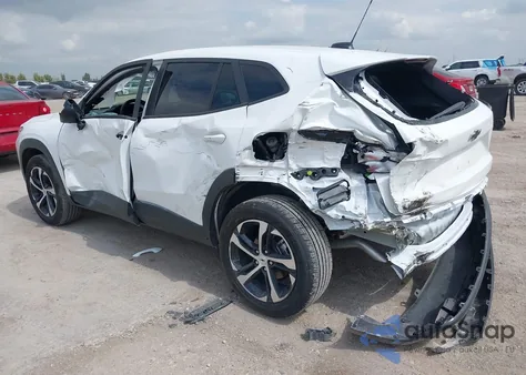 2025 Chevrolet Trax Fwd 1Rs z USA, uszkodzony, nr VIN KL77LGEP4SC273736